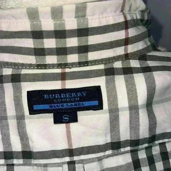 🔥 Burberry Polo 🔥 - Picture 7 of 8